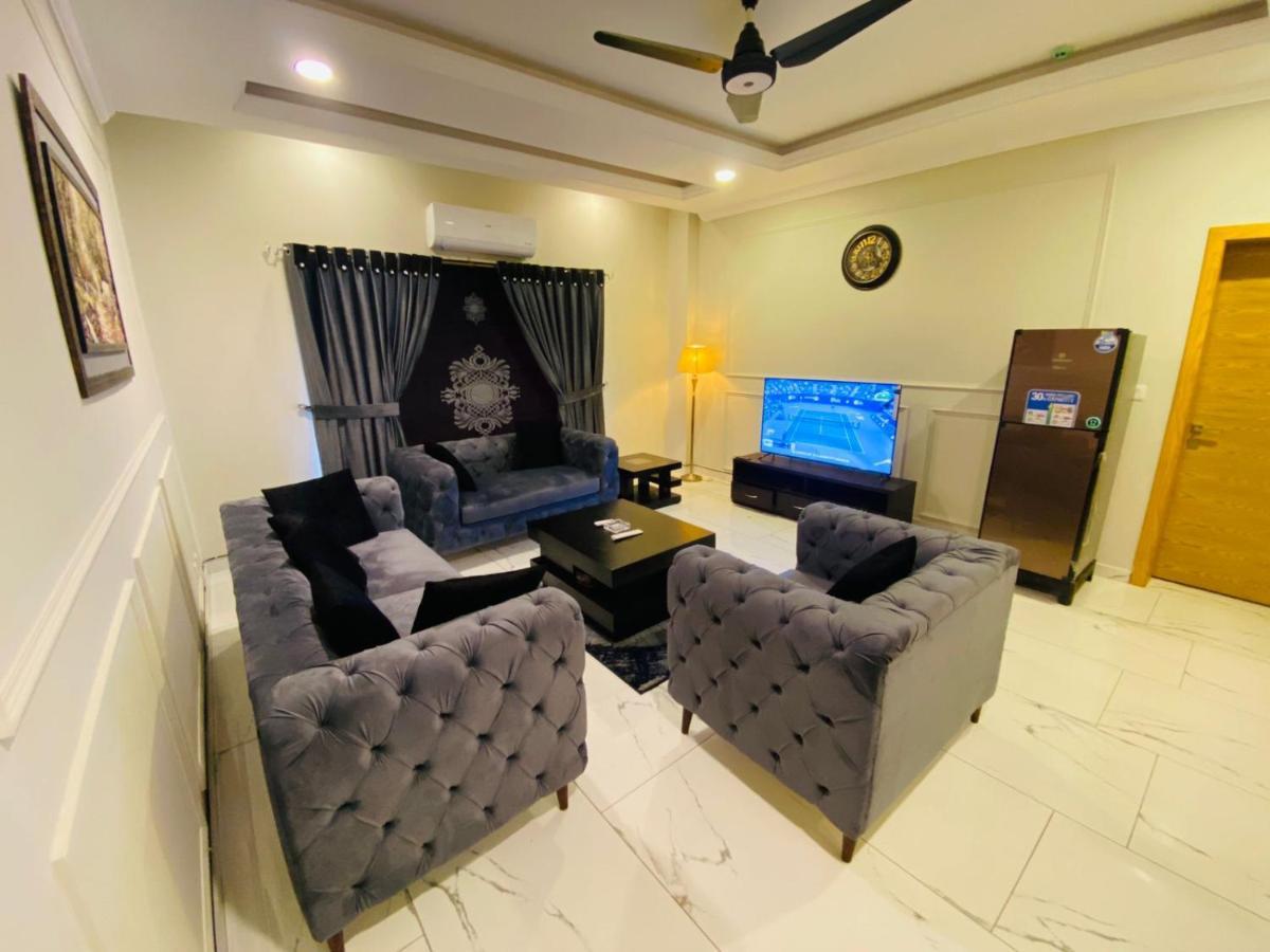 Holidazzle Serviced Apartments Bahria Town Ravalpindi Kültér fotó