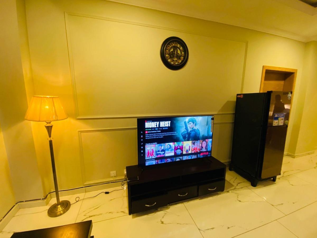 Holidazzle Serviced Apartments Bahria Town Ravalpindi Kültér fotó